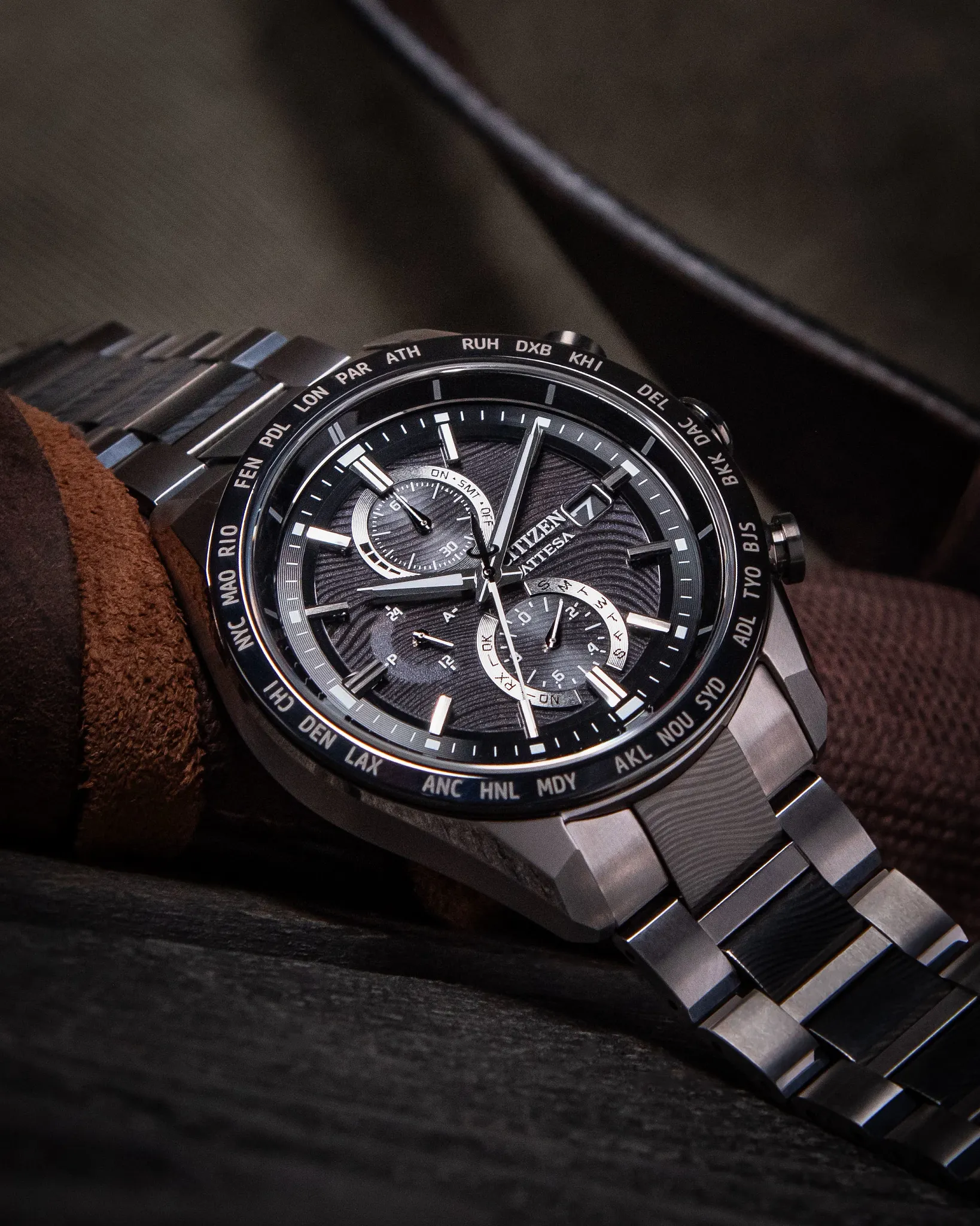 horizon出品　3/8 ATTESA Mandalorian Beskar Black Dial Super Titanium with DLC